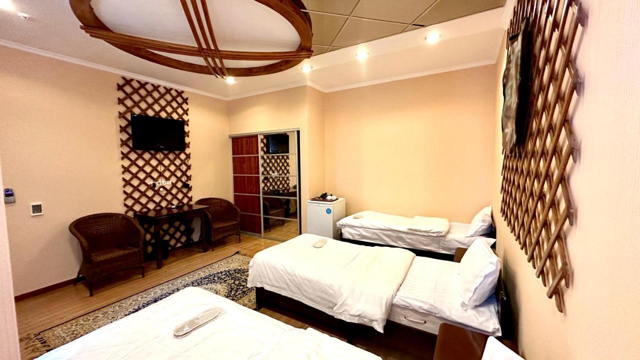 Tian-Shan Hotel Bichkek Extérieur photo