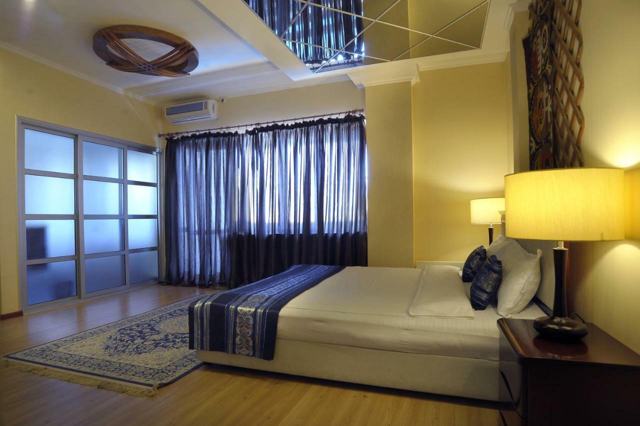 Tian-Shan Hotel Bichkek Extérieur photo